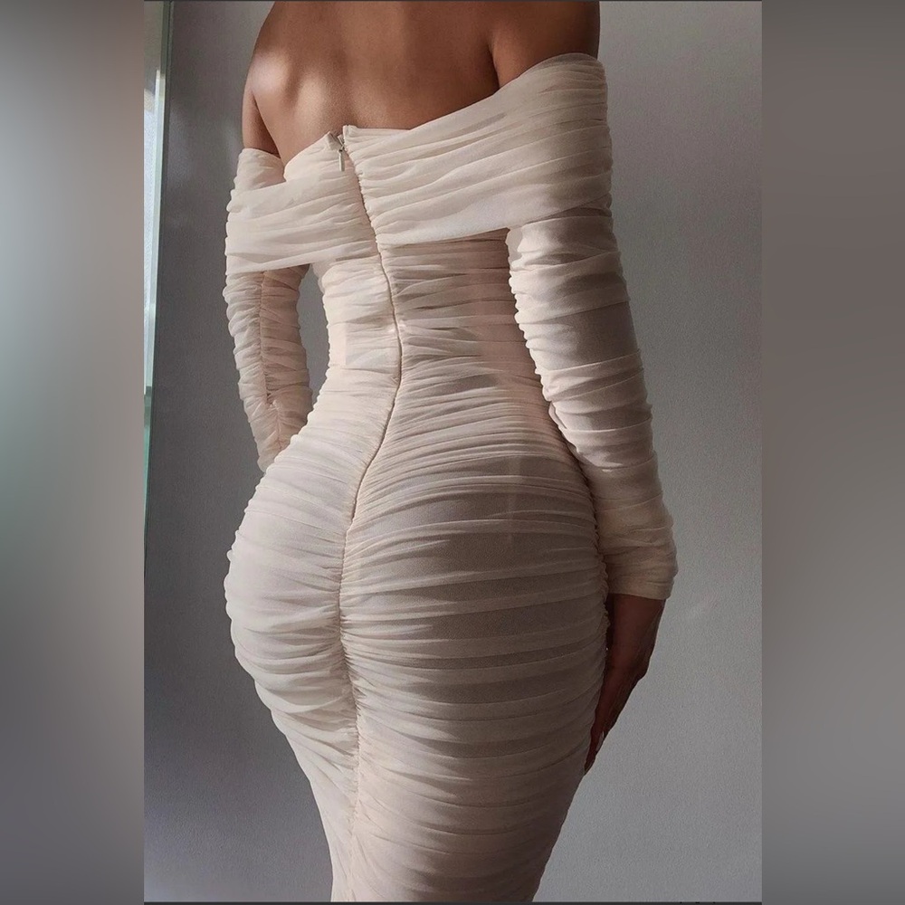 House of CB ‘ANAIS’ Ivory Tulle Off Shoulder Ruched Dress Small US4-6$195 - Picture 5 of 14
